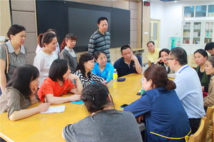 高考沖刺季，為您的心靈護航——心理健康教育中心為高三家長提供廣場心理咨詢服務